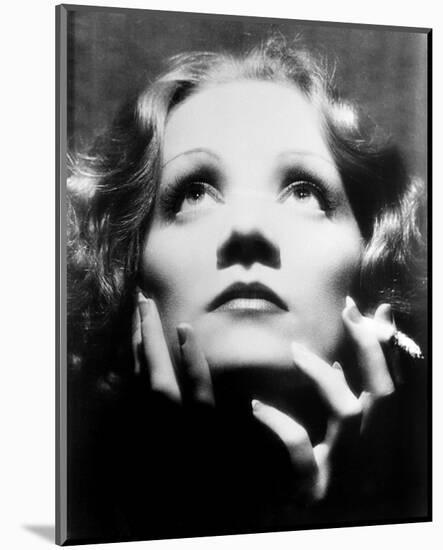 Greta Garbo-null-Mounted Photo