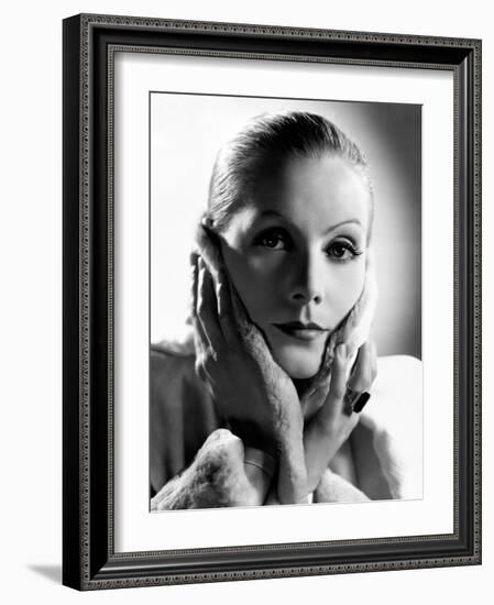 Greta Garbo-null-Framed Photographic Print