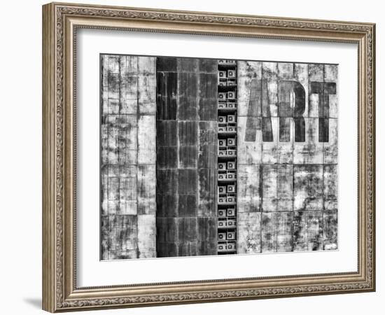 Gritty Palace-Wayne Pearson-Framed Photographic Print