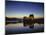 GrovŸbritanien, Schottland, Eilean Donan Castle Mit, Loch Duich Am Abend, Abendstimmung, Burg, See-Thonig-Mounted Photographic Print