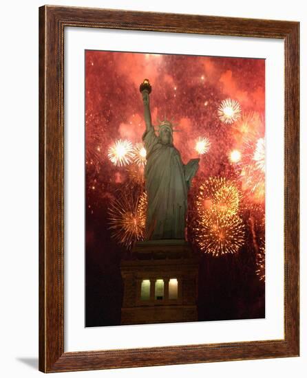 Grucci Fireworks Light the Sky Over the Statue of Liberty-null-Framed Photographic Print