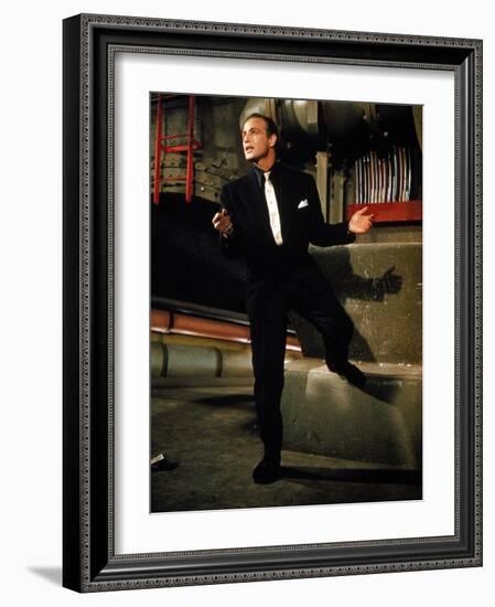 Guys And Dolls, Marlon Brando, 1955-null-Framed Photo