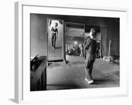 Gwen Verdon Rehearsing for the Broadway Musical Damn Yankees-Peter Stackpole-Framed Premium Photographic Print