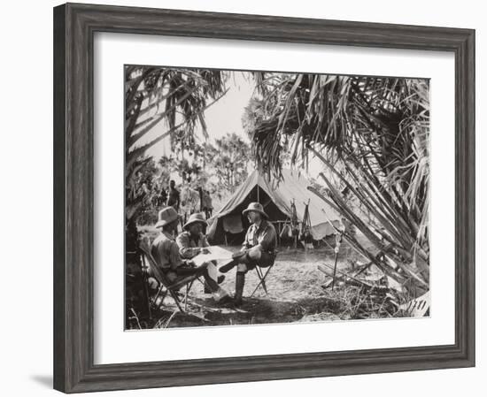Haardt, Audouin-Dubreuil et Bettembourg au campement de chasse de Am Dafok-null-Framed Giclee Print