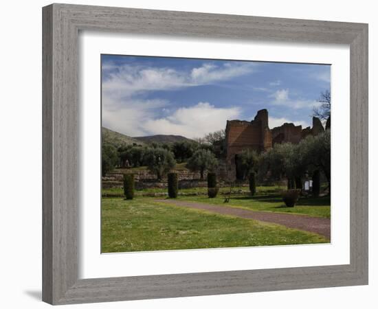 Hadrian's Villa, Pecile, Italy-null-Framed Giclee Print