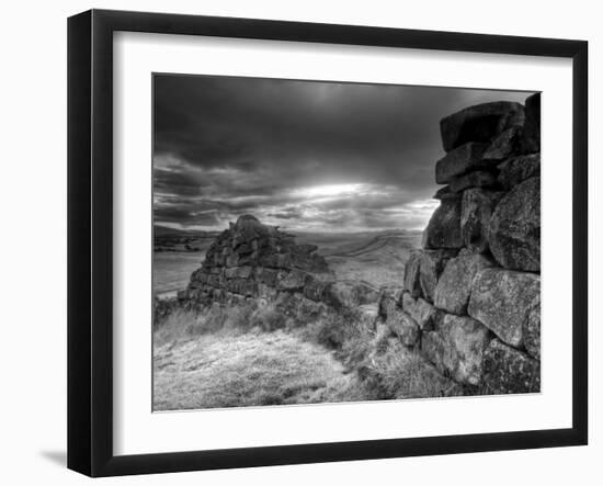 Hadrians Wall, Northumberland, UK-Alan Copson-Framed Photographic Print