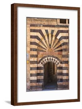 Halil-ur Rahman Mosque, Sanliurfa, Turkey-Keren Su-Framed Photographic Print