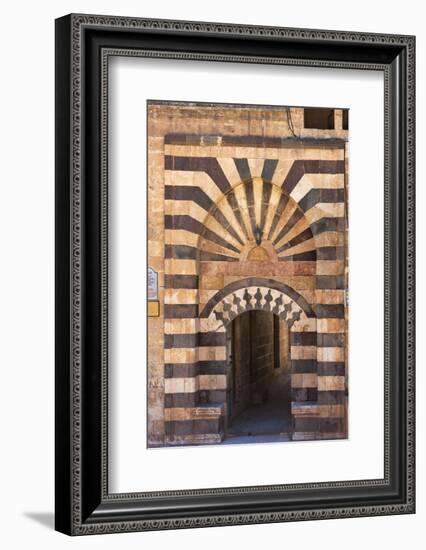 Halil-ur Rahman Mosque, Sanliurfa, Turkey-Keren Su-Framed Photographic Print