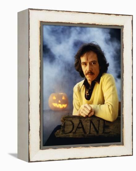 HALLOWEEN, 1978 directed by JOHN CARPENTER John Carpenter (director) (photo)-null-Framed Stretched Canvas