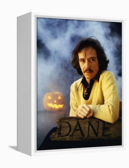 HALLOWEEN, 1978 directed by JOHN CARPENTER John Carpenter (director) (photo)-null-Framed Stretched Canvas