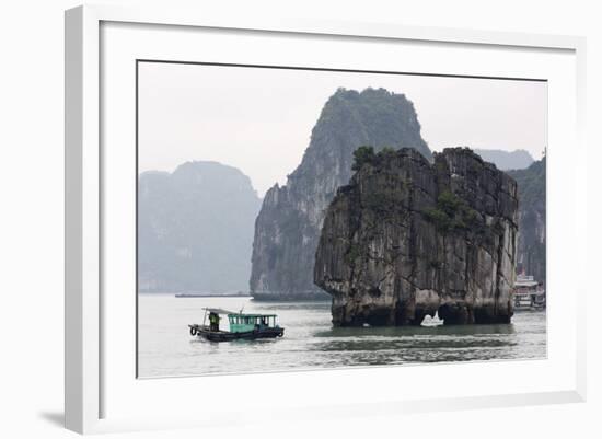 Halong Bay, UNESCO World Heritage Site, Vietnam, Indochina, Southeast Asia, Asia-Richard Cummins-Framed Photographic Print