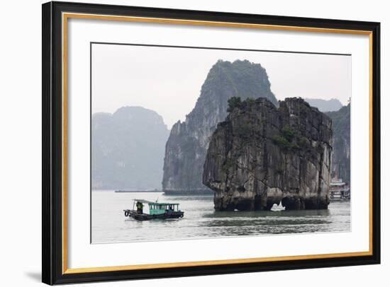 Halong Bay, UNESCO World Heritage Site, Vietnam, Indochina, Southeast Asia, Asia-Richard Cummins-Framed Photographic Print