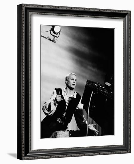 Hamlet, 1948-null-Framed Photographic Print