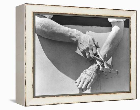 Hands of the Puppeteer, 1929-Tina Modotti-Framed Premier Image Canvas