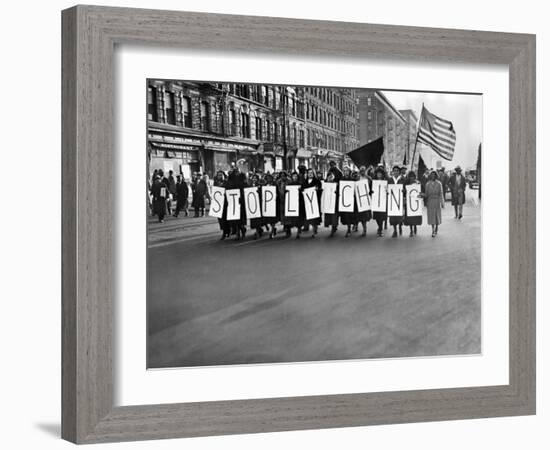 Harlem Protests the Scottsboro Verdict as a L-Y-N-C-H-I-N-G-null-Framed Photo