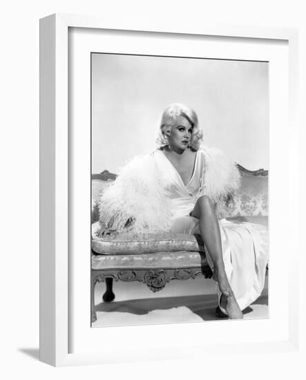 HARLOW, 1965 directed by GORDON DOUGLAS Carroll Baker (b/w photo)-null-Framed Photo