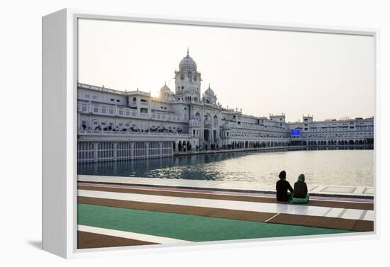 Harmandir Sahib (Golden Temple), Amritsar, Punjab, India-Ben Pipe-Framed Premier Image Canvas