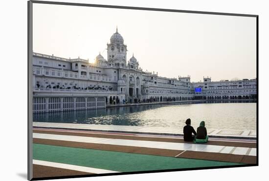 Harmandir Sahib (Golden Temple), Amritsar, Punjab, India-Ben Pipe-Mounted Photographic Print