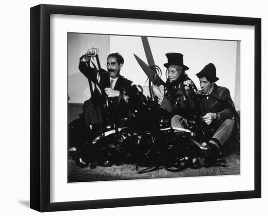 Harpo Marx, the Marx Brothers, Chico Marx, Groucho Marx, 1935-null-Framed Photographic Print