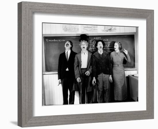 Harpo Marx, the Marx Brothers, Chico Marx, Groucho Marx-null-Framed Photographic Print