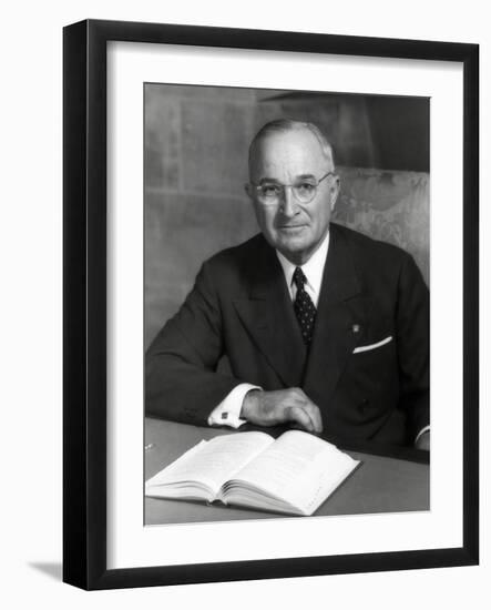Harry Truman, President of U.S. in 1952-null-Framed Photo