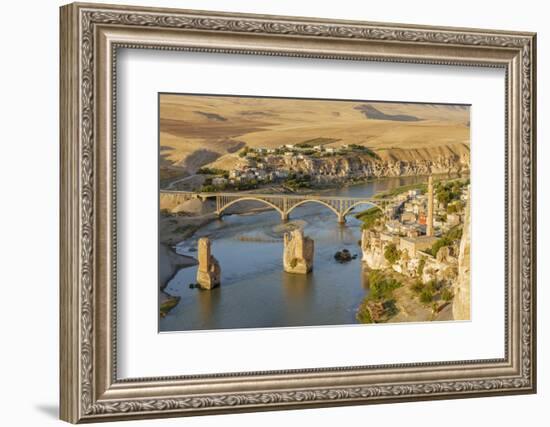 Hasankeyf on Tigris River, Mardin, Turkey-Ali Kabas-Framed Photographic Print