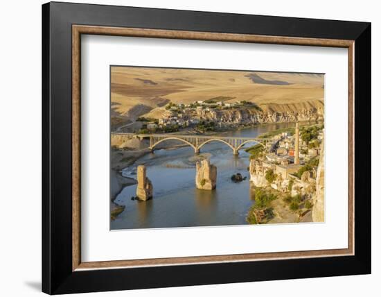 Hasankeyf on Tigris River, Mardin, Turkey-Ali Kabas-Framed Photographic Print