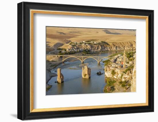 Hasankeyf on Tigris River, Mardin, Turkey-Ali Kabas-Framed Photographic Print