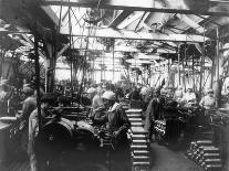 Munitions Factory Workers, London, World War I, 1914-1918-Haua-Framed Photographic Print