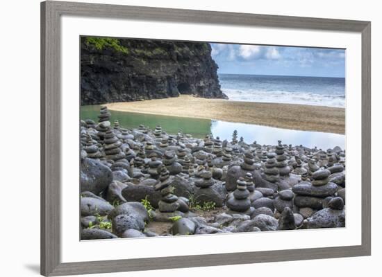 Hawaii, Kalalau Trail, Kauai, Napali, Napali Coast State Park, rock cairns-Lee Klopfer-Framed Premium Photographic Print