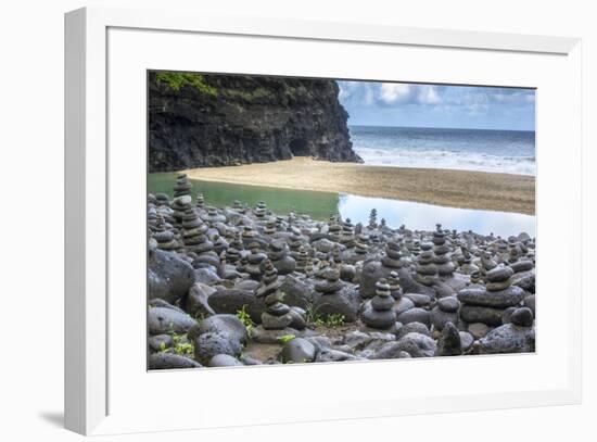 Hawaii, Kalalau Trail, Kauai, Napali, Napali Coast State Park, rock cairns-Lee Klopfer-Framed Premium Photographic Print