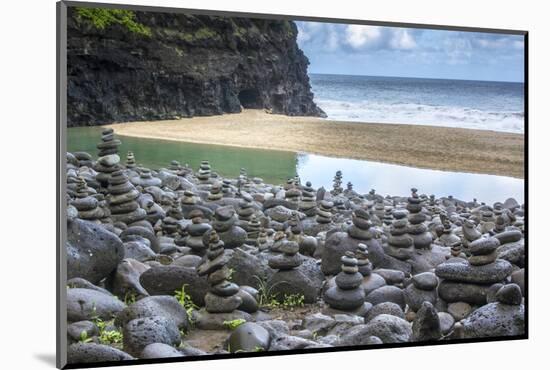 Hawaii, Kalalau Trail, Kauai, Napali, Napali Coast State Park, rock cairns-Lee Klopfer-Mounted Photographic Print