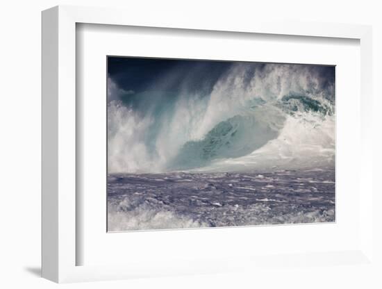 Hawaii, Oahu, Large Waves Along the Pipeline Beach-Terry Eggers-Framed Photographic Print