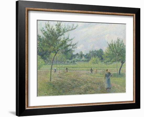 Haymaking at Éragny, 1892-Camille Pissarro-Framed Giclee Print