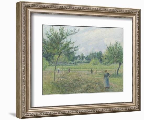 Haymaking at Éragny, 1892-Camille Pissarro-Framed Giclee Print