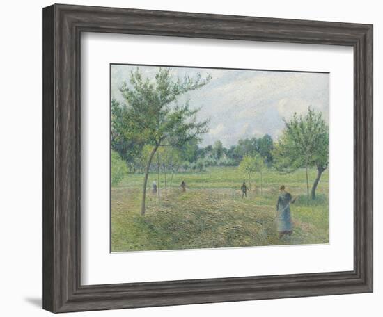 Haymaking at Éragny, 1892-Camille Pissarro-Framed Giclee Print