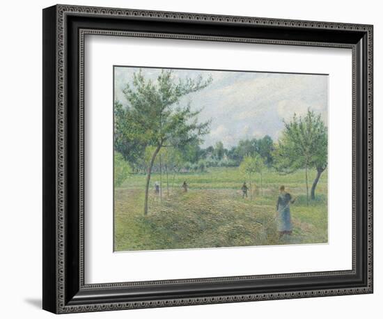 Haymaking at Éragny, 1892-Camille Pissarro-Framed Giclee Print