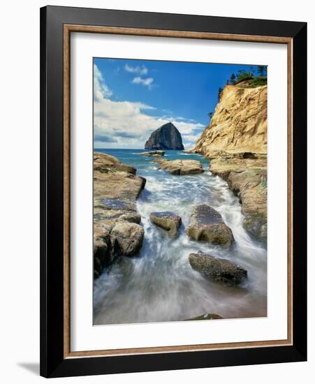 Haystack Rock at Cape Kiawanda State Park, Pacific City, Tillamook County, Oregon, USA-null-Framed Photographic Print