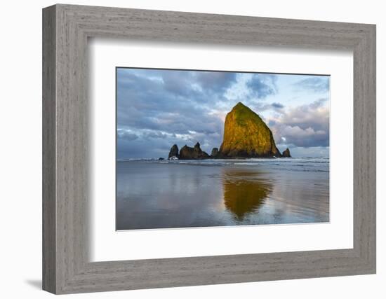 Haystack Rock at Dawn, Cannon Beach, Oregon, USA-Chuck Haney-Framed Photographic Print