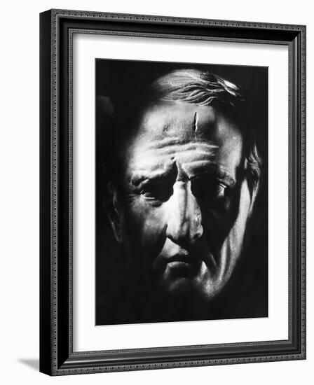 Head of Cicero-Gjon Mili-Framed Photographic Print