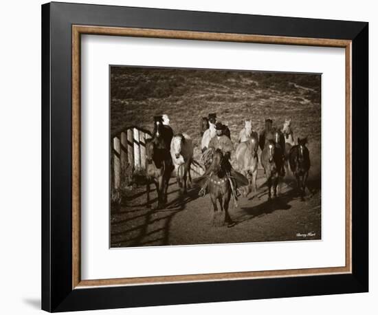 Heading Home-Barry Hart-Framed Giclee Print