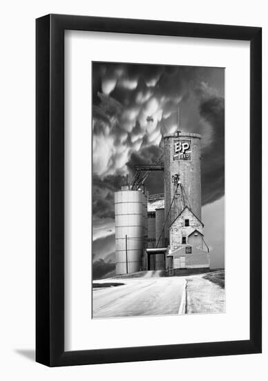 Heading Home-Trent Foltz-Framed Art Print