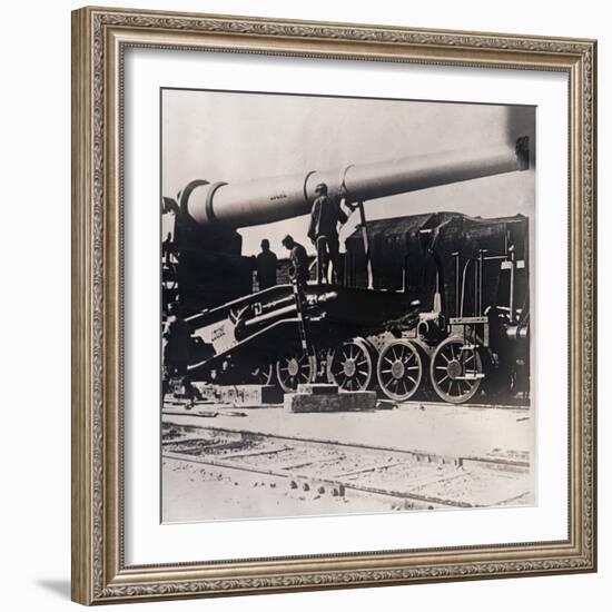 Heavy artillery on a train, c1914-c1918-Unknown-Framed Photographic Print