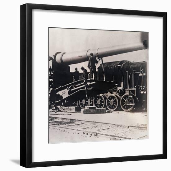 Heavy artillery on a train, c1914-c1918-Unknown-Framed Photographic Print