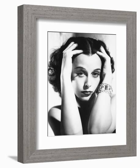 Hedy Lamarr, 1938-null-Framed Photographic Print