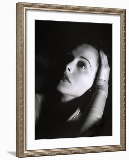 Hedy Lamarr, 1941-null-Framed Photographic Print