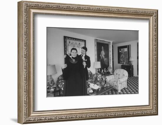 Heiress and Designer Gloria Vanderbilt at Home with Husband Wyatt Cooper, New York, 1974-Alfred Eisenstaedt-Framed Photographic Print