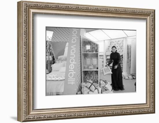 Heiress and Fashion Designer Gloria Vanderbilt, New York, 1974-Alfred Eisenstaedt-Framed Photographic Print