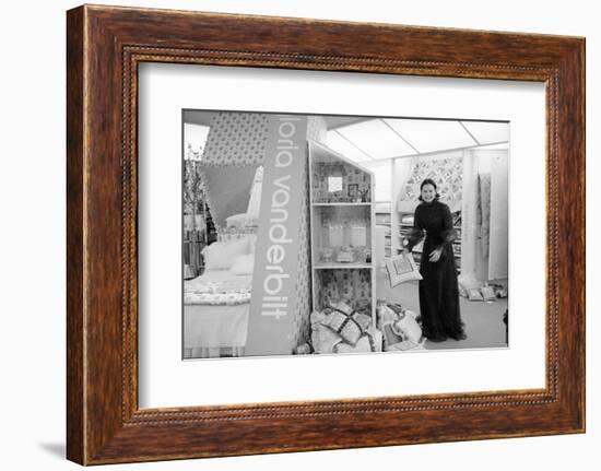 Heiress and Fashion Designer Gloria Vanderbilt, New York, 1974-Alfred Eisenstaedt-Framed Photographic Print