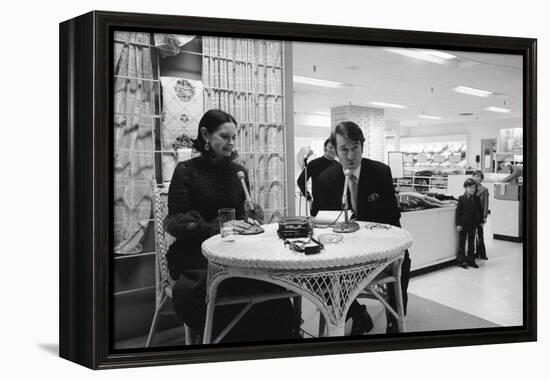 Heiress and Fashion Designer Gloria Vanderbilt with Husband Wyatt Cooper, New York, 1974-Alfred Eisenstaedt-Framed Premier Image Canvas